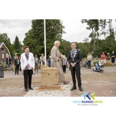 12 -7-2015 Onthulling grafsteen Herwen Coll. P.Snip- HKR (47)